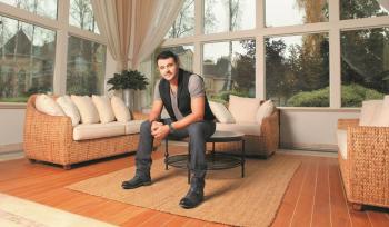 Спа-зона с бассейном, хаммам, бильярдная и лифт. Экскурсия по изящному особняку Эмина